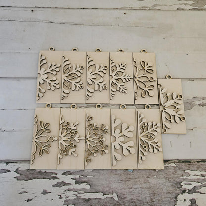 DIY Christmas Ornament Coloring Kit: Unfinished Wood, Kids Craft