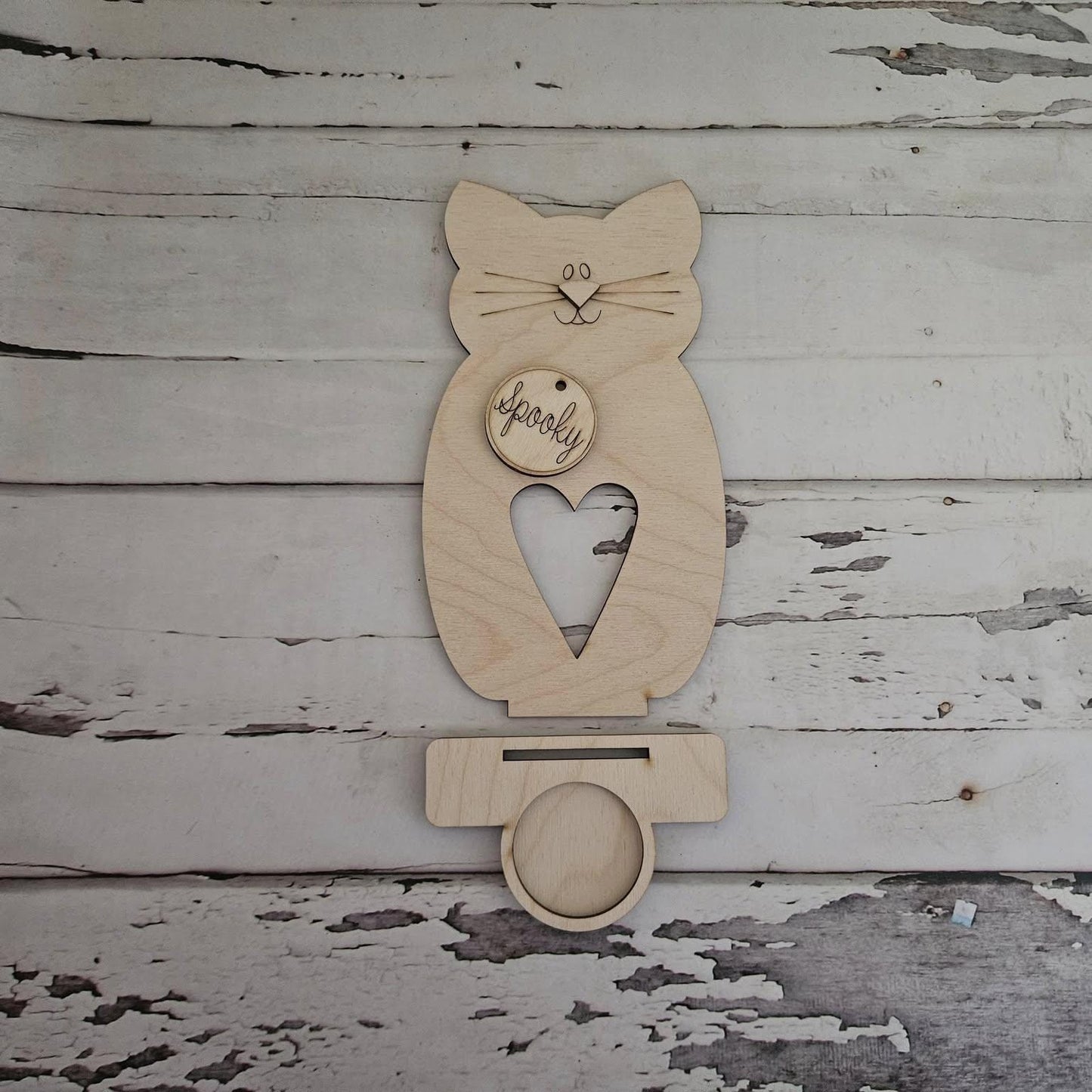 DIY blank cat Halloween shelf sitter: Make your own Halloween home decor