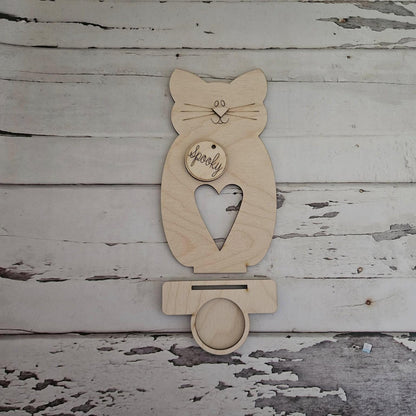 DIY blank cat Halloween shelf sitter: Make your own Halloween home decor