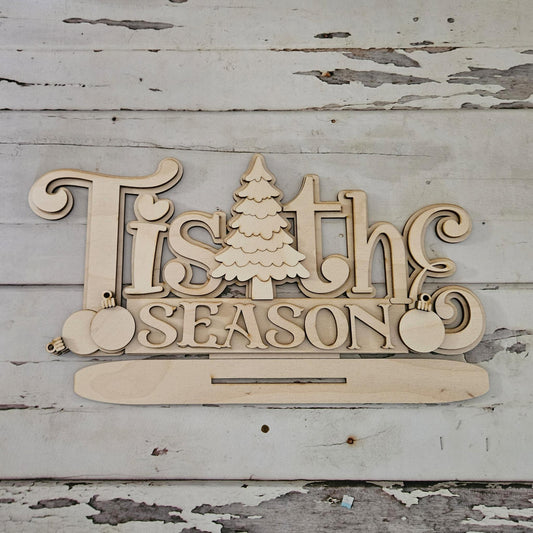 DIY Christmas shelf sitter; Make your own Christmas decorations