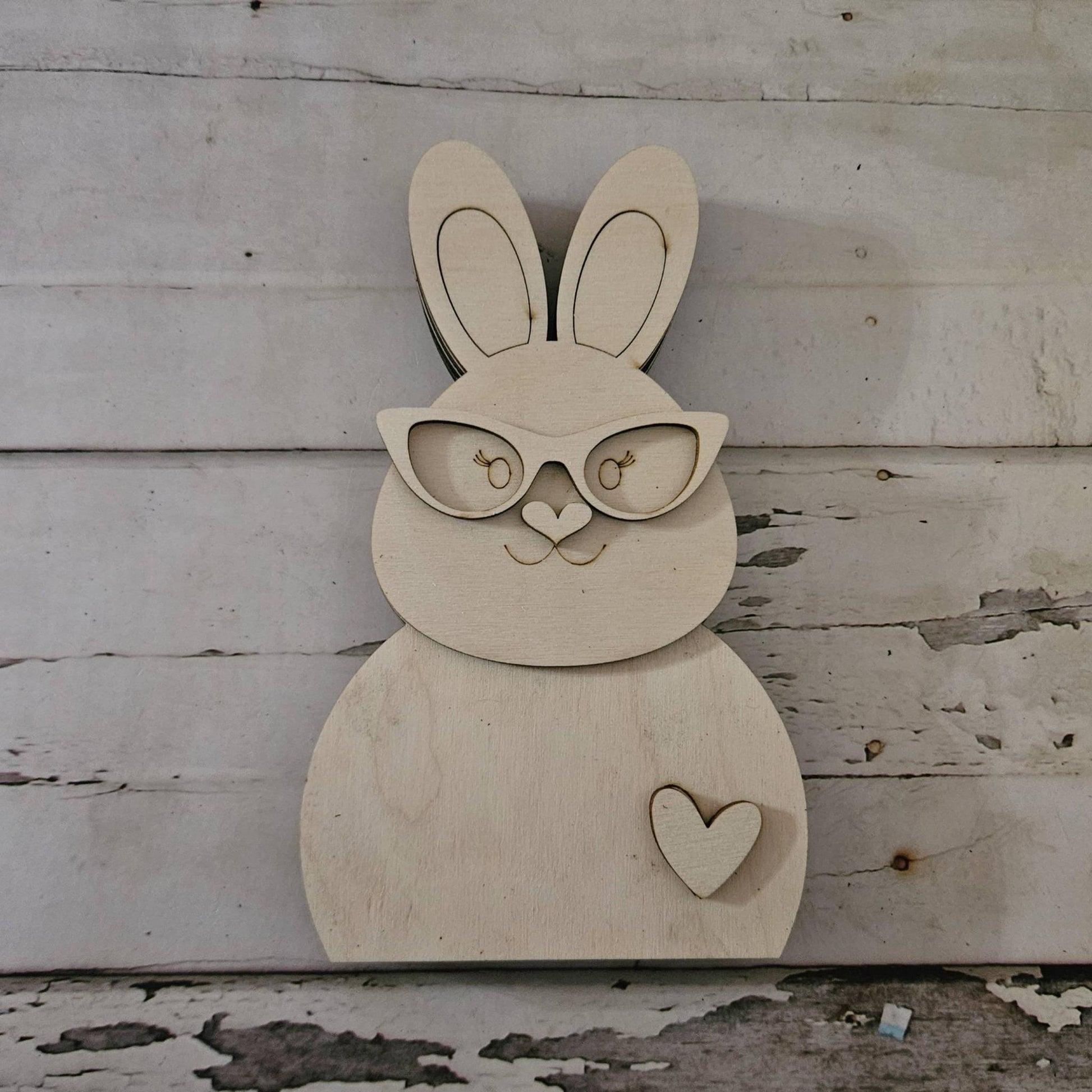 DIY Easter shelf sitter, Make you own gnome Tiered Tray Decor