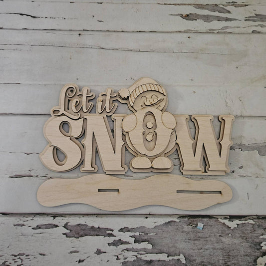 DIY Winter Shelf Sitter; Make your own polar bear tiered tray decor