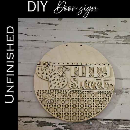 DIY Strawberry Door Hanger Blank – Summer Wood Sign