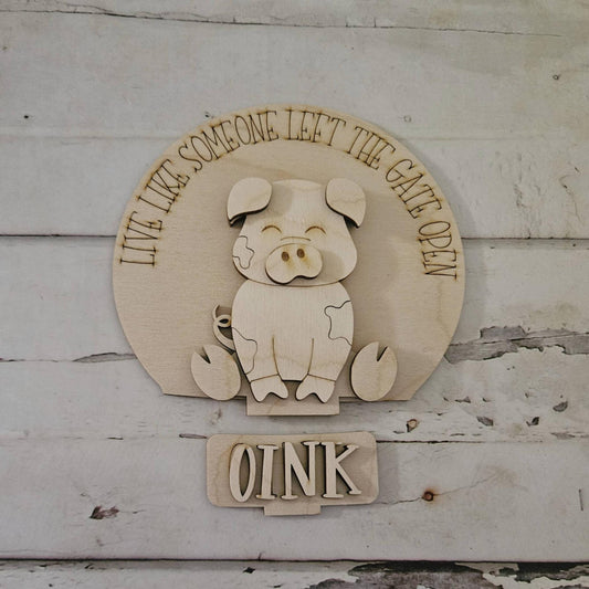 DIY Pig Snow Globe Insert : Make your own farm decor