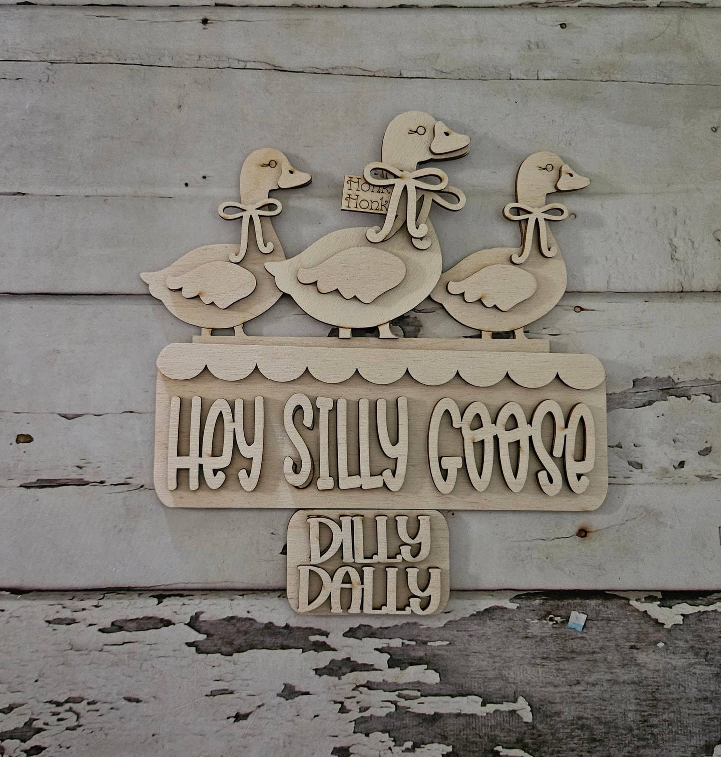 DIY Goose truck interchangeable truck insert : Make your own silly goose home decor
