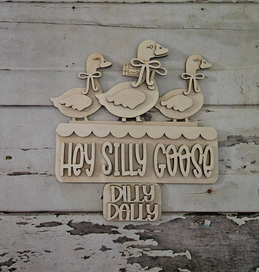 DIY Goose truck interchangeable truck insert : Make your own silly goose home decor