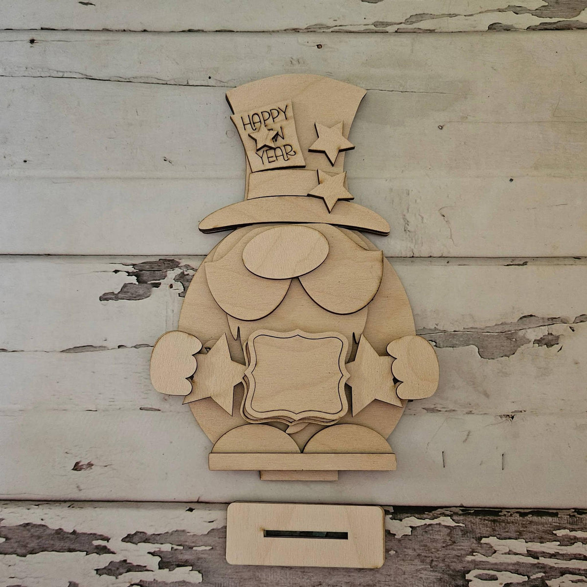 DIY New year gnome shelf sitter, Make your own home decor