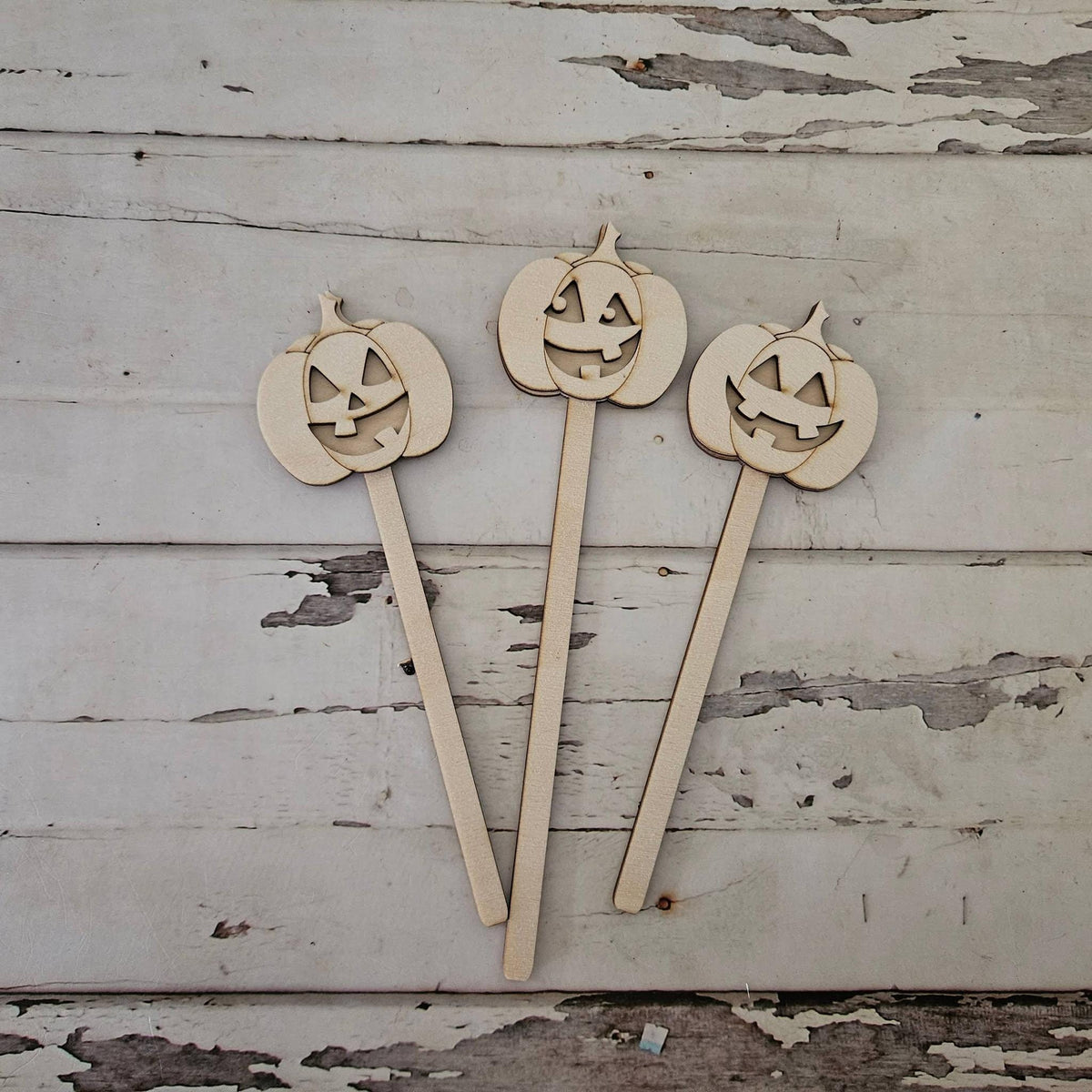 DIY Halloween mug sticks, make your own mug sticks